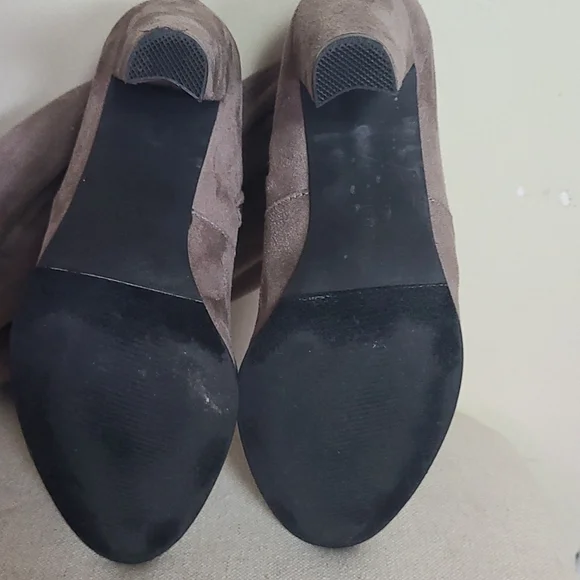 Catherine Malandrino Suede Over the Knee Boots - Picture 4 of 4